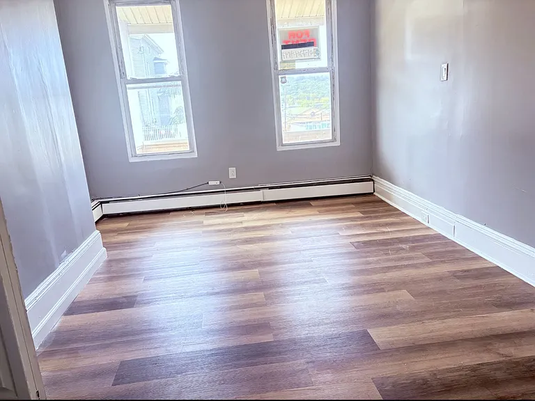 540 River St #1A — Photo 2