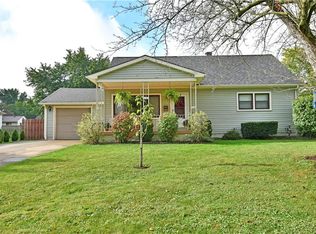 3372 Estates Cir, Youngstown, OH