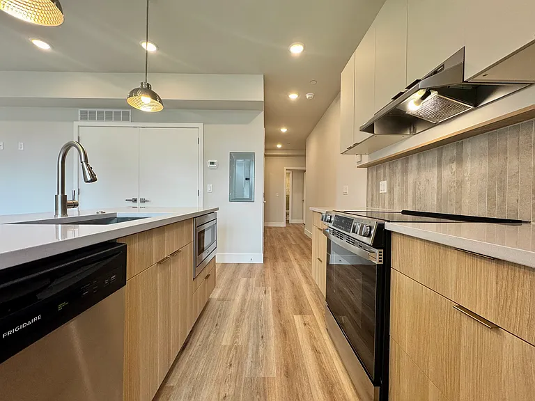 5222-24 Chester Ave #4 — Photo 8