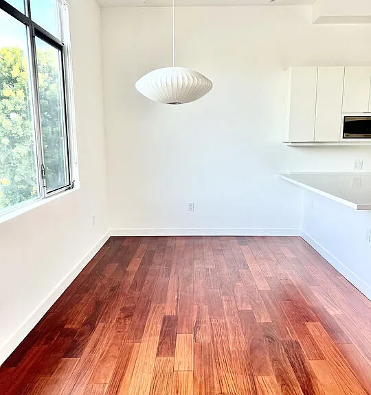 1200 N Sweetzer Ave #8 — Photo 3