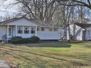 1310 Mark Trail Rd, Lyndon, KY 40242