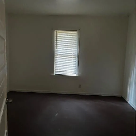266 Burton Ave — Photo 6