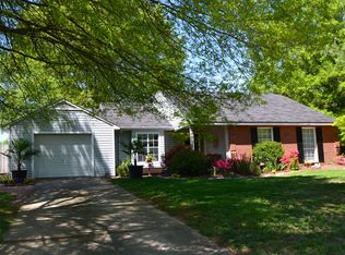 6422 Pineburr Rd, Charlotte, NC 28211