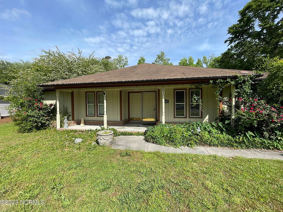 2nd image of 173 N Hills Dr