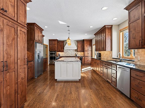 2nd image of 17232 Deerfield Dr SE