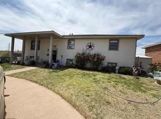 1433 Marigold St, Borger, TX 79007