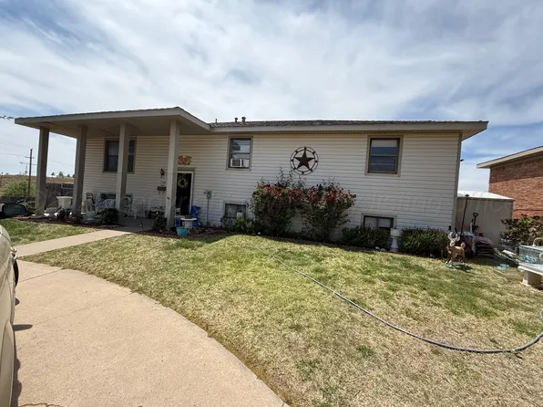 1433 Marigold St, Borger, TX 79007