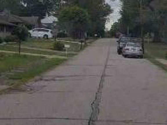 Exterior Neighborhood (street photo)