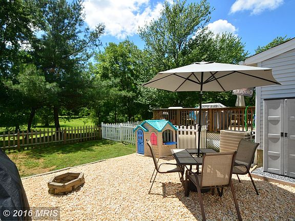 2nd image of 728 Orley Pl