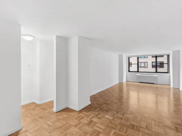 315 West 57th Street image 1 of 24