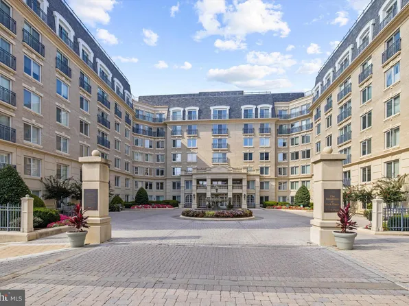 5 Park Pl APT 702, Annapolis, MD 21401