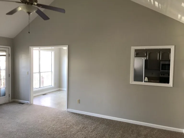 2501 Park Green Ln — Photo 3