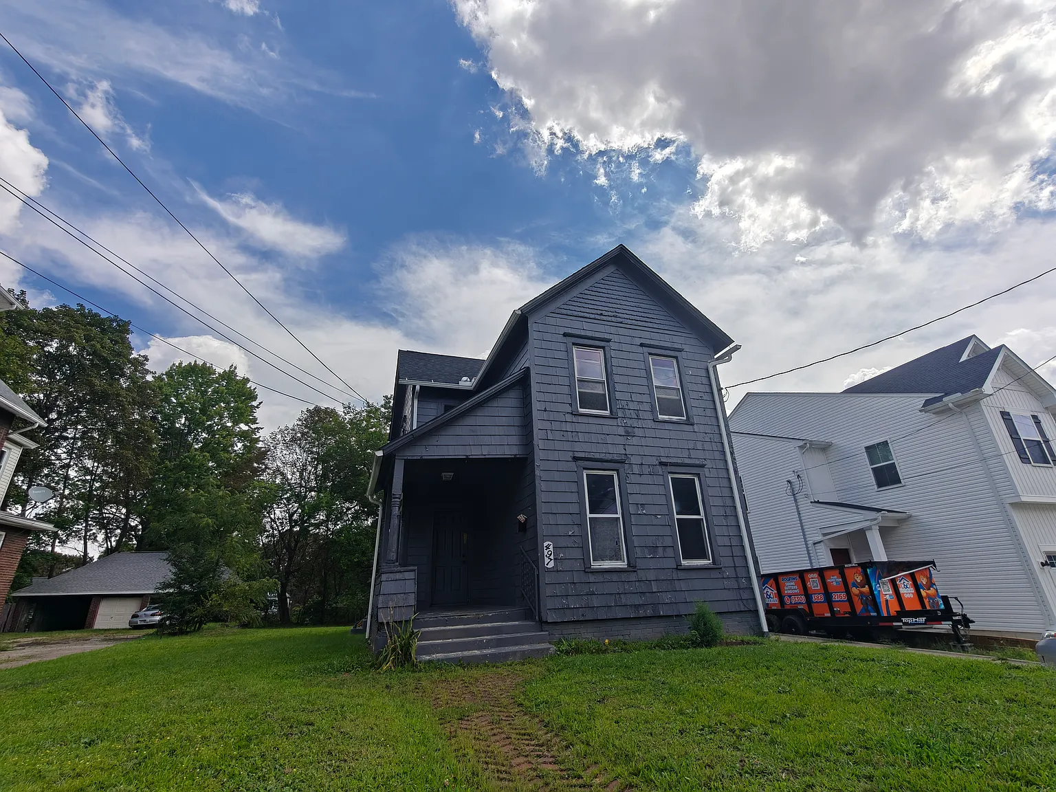 4 bed, 1.5 bath, 1240 sqft, $1,260 — Photo 1