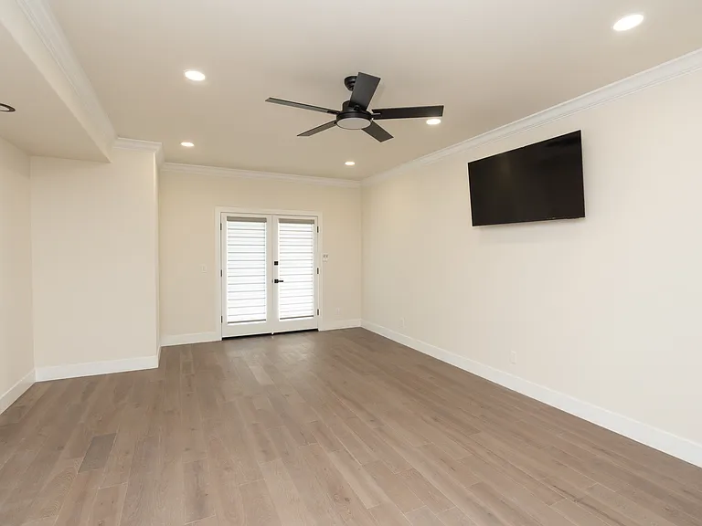 2589 W Lake Van Ness Cir — Photo 35