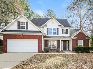 859 Betsy Ross Trl, Hampton, GA 30228