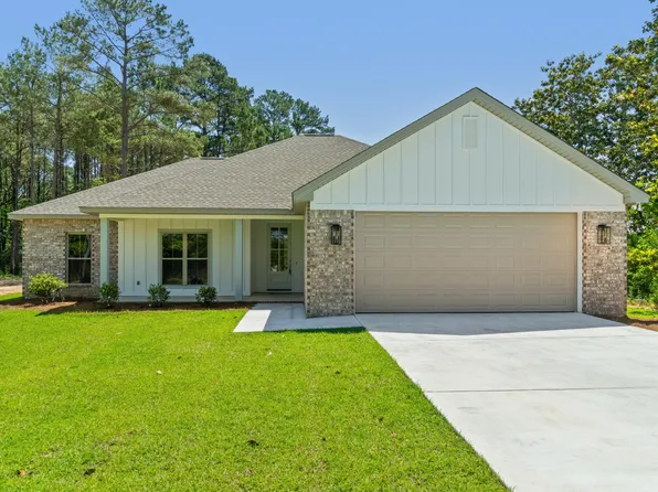 68 Ratcliff Rd, Sumrall, MS 39482