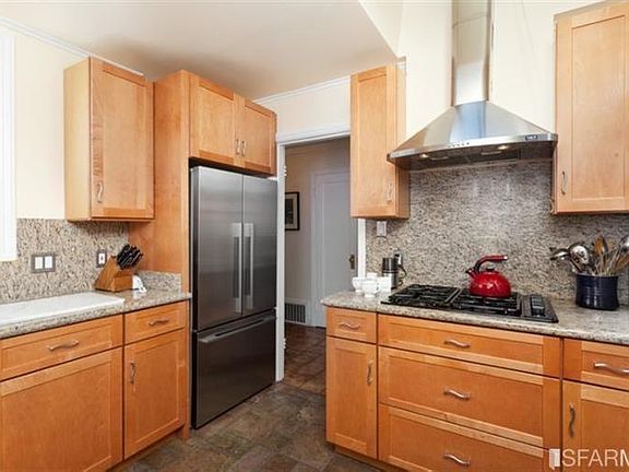 2nd image of 3519 Lawton St