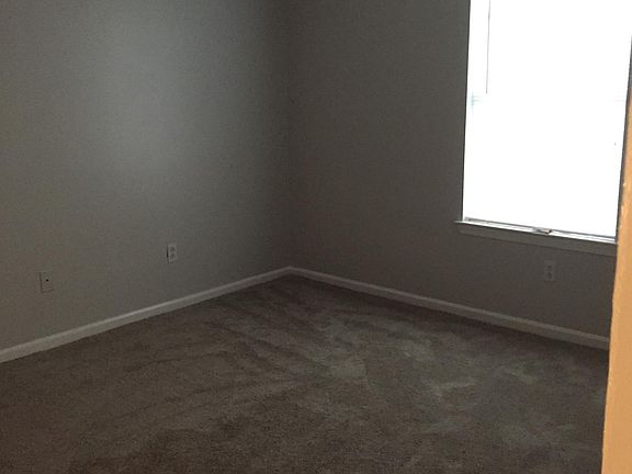 5th image of 409 Cobblewood Bnd