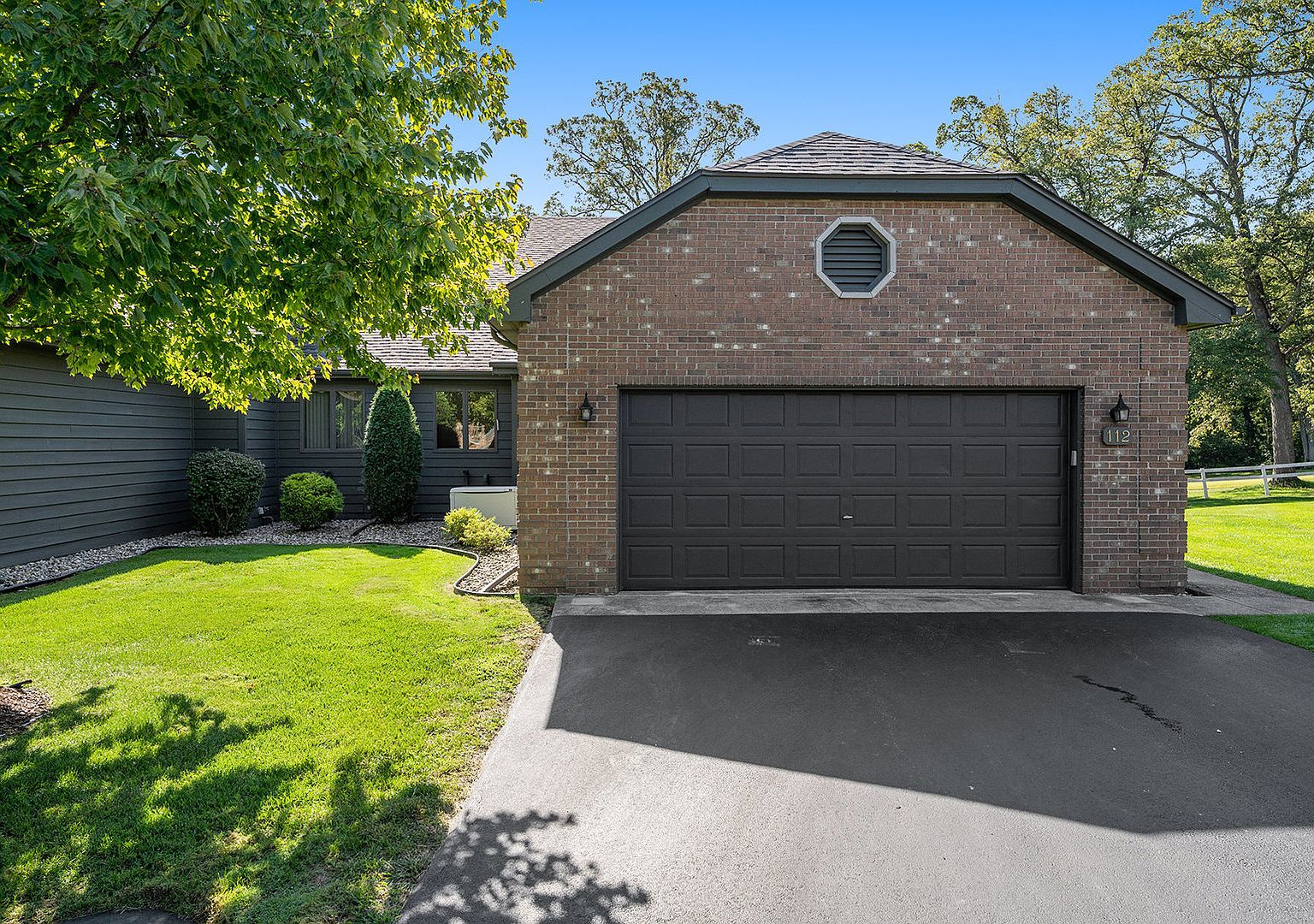 112 Village Woods Dr