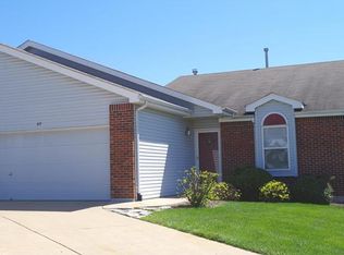 40 Lienemann Ct, Saint Peters, MO