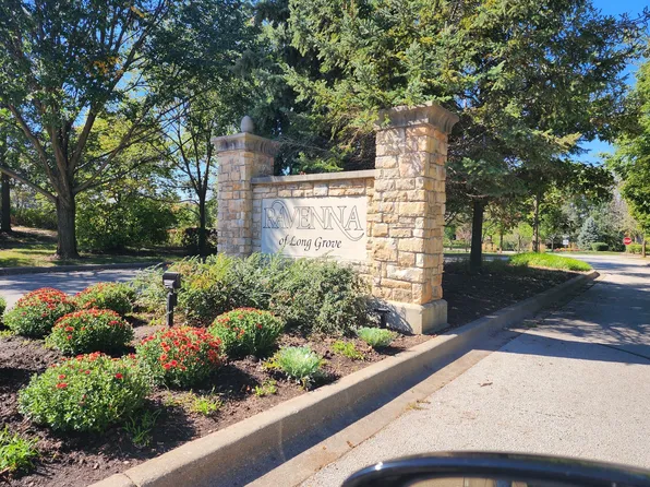 7253 Litchfield Ct, Mundelein, IL 60060