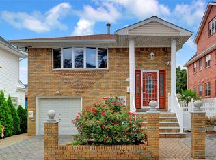 14-12 119th St, College Point, NY 11356