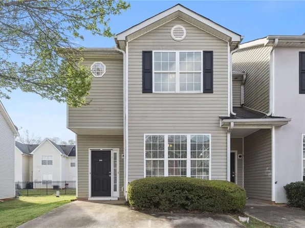 2262 Nicole Dr, Hampton, GA 30228