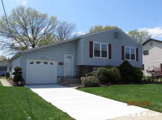 335 Carson Ave, Gibbstown, NJ 08027