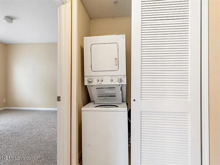 575 Oakleaf Plantation Pkwy #1108 — Photo 11