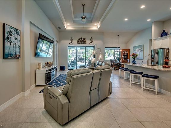 4th image of 4206 SW 25th Ct