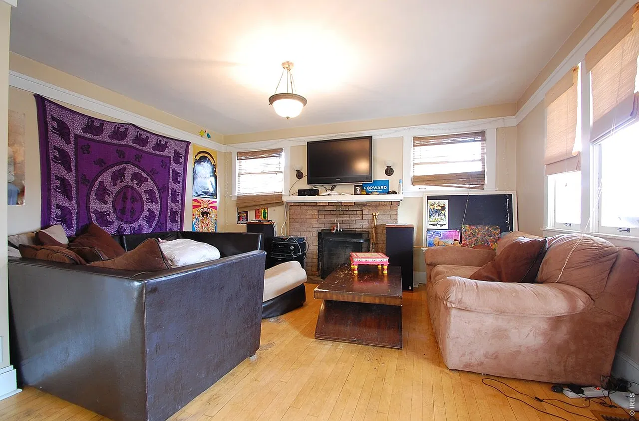 6 bed, 2734 sqft, $11,400 — Photo 4