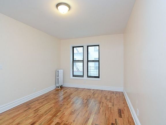 4th image of 68 Saint Pauls Pl APT B10