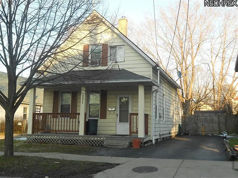 3571 W 49th St photo 1