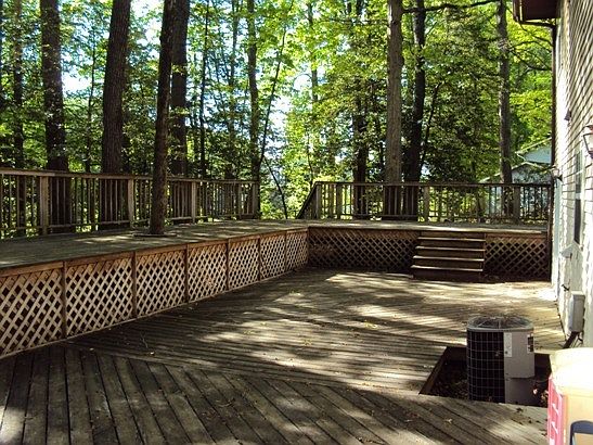 4th image of 13 Greenridge Dr