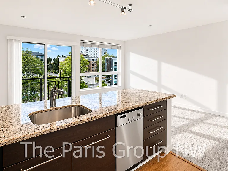1420 E Pine St #E706 — Photo 15