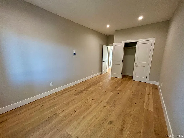 163 Harrison Ave #A — Photo 8