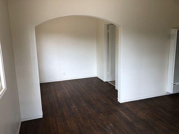 Arched Dining Room