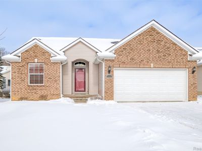 4503 Cross Creek Blvd, Burton, MI, 48509