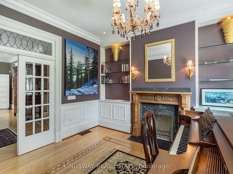 166 High Park Ave — Photo 10