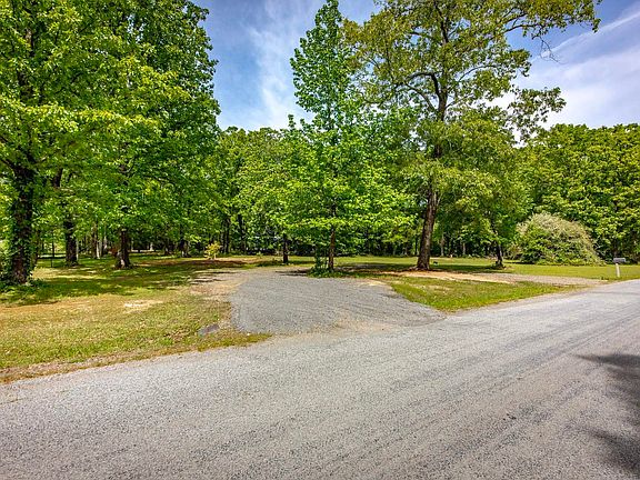 2nd image of 374 Becca Rd