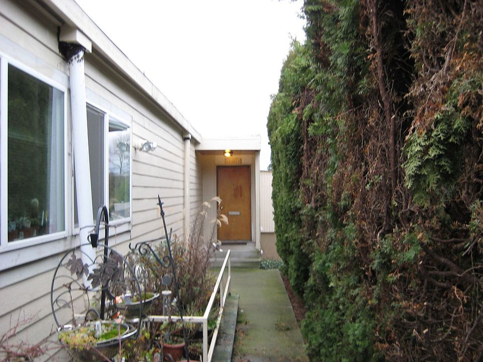 Entry to Owners Unit