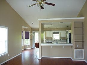 3rd image of 1414 Collins Dr APT E1