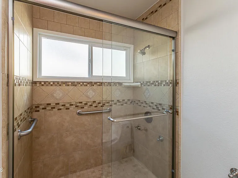 1212 Arno Dr — Photo 45