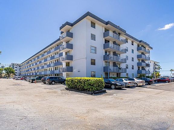 2nd image of 1801 S Treasure Dr APT 420