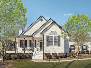 7220 Hunters Trace Dr, Cumming, GA 30028