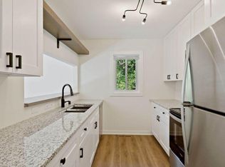 525 Broadway Ave N #525, Wayzata, MN 55391