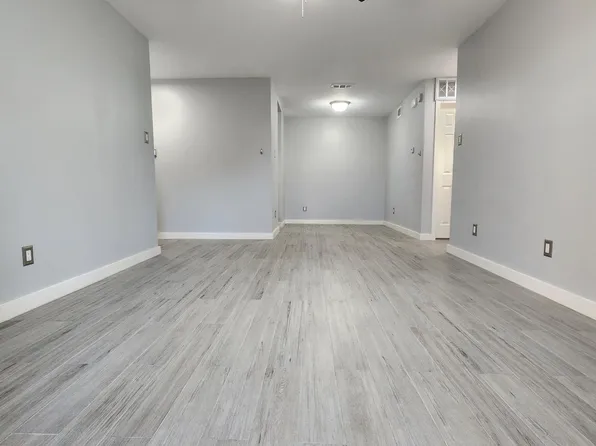 10555 Turtlewood Ct, Houston, TX