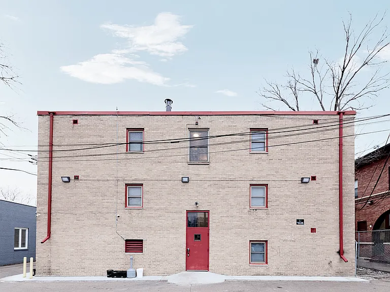 Parkline Flats — Photo 15
