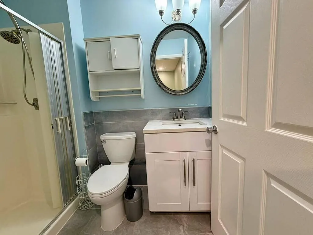2 bed, 2.0 bath, 850 sqft, $2,200 — Photo 4