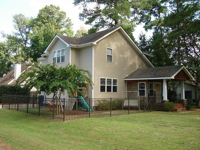 8532 Hammett Ave